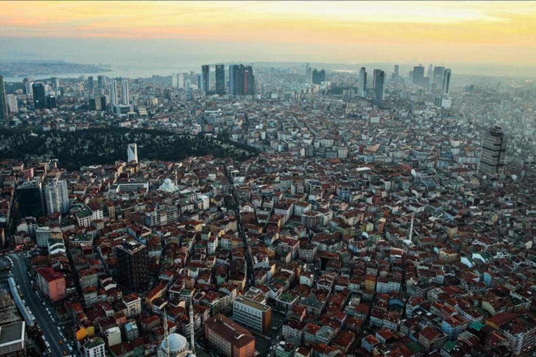 İstanbul'da deprem riskine karşı korkutan rakam: 79 bin binada test yapılamadı 4